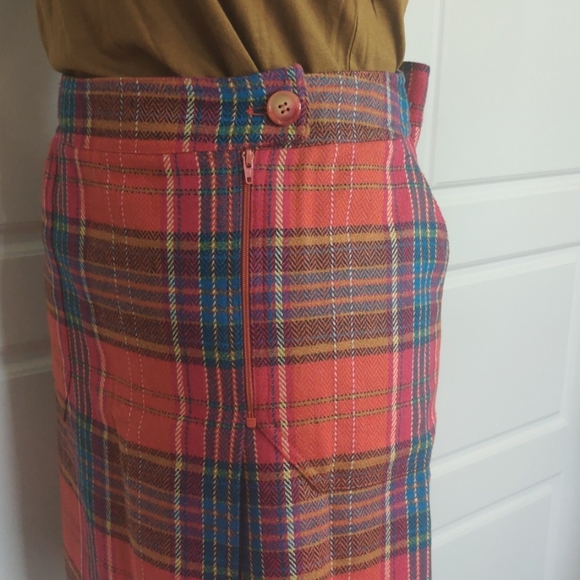 I.E Relaxed Wool Skirt - Picture 4 of 7